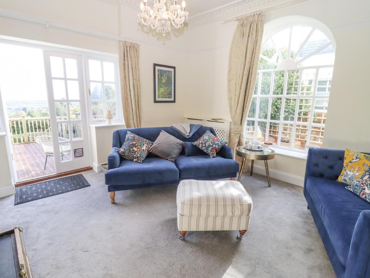 The Manse Studio Villa Malvern Wells Exterior photo