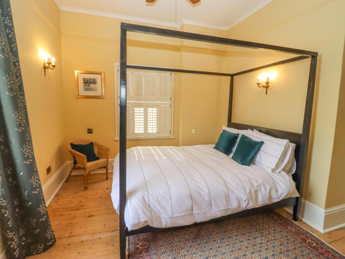 The Manse Studio Villa Malvern Wells Exterior photo